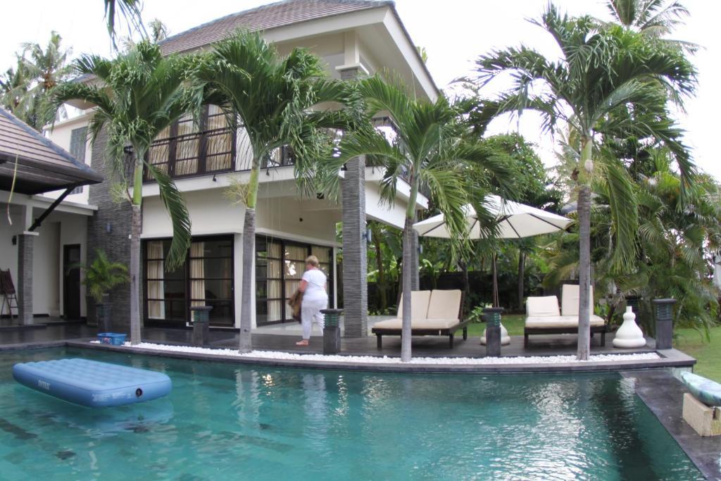 Villa Dunia Impian Kubutambahan  Buitenkant foto